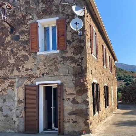 Duplex 4 Personnes Clim Wifi Parking Partinello