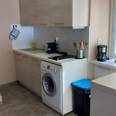 Duplex 4 Personnes Clim Wifi Parking דירה Partinello