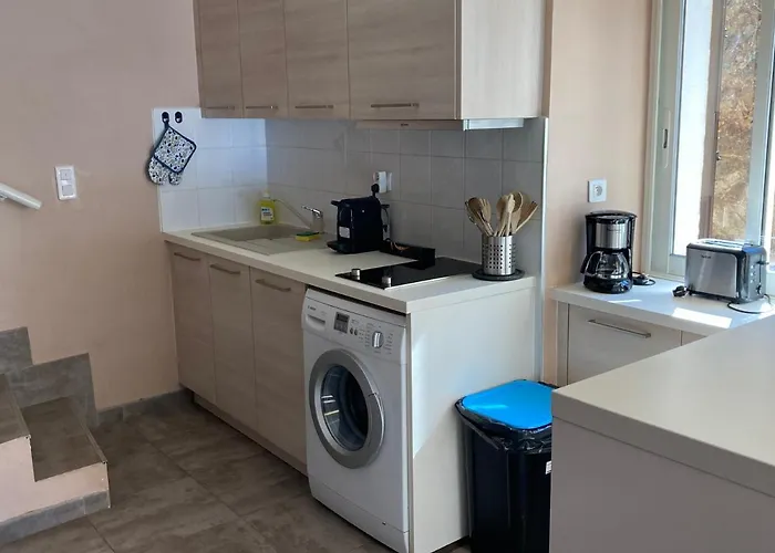 Duplex 4 Personnes Clim Wifi Parking דירה Partinello