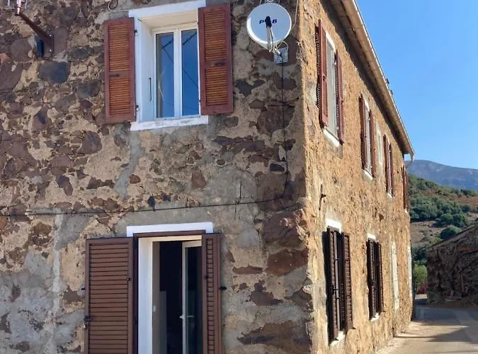 Duplex 4 Personnes Clim Wifi Parking Partinello
