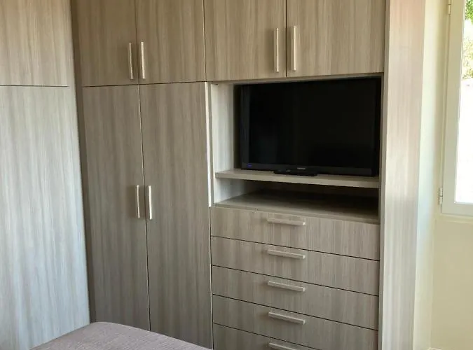 Duplex 4 Personnes Clim Wifi Parking Apartment Partinello